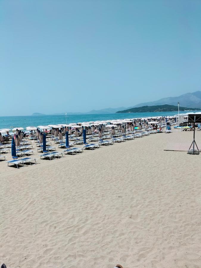 I 23 Passi La Matta Bed & Breakfast Minturno Bagian luar foto